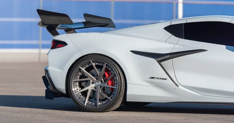 C8 Z06 / E-Ray Stage 4 Zr1 Full Aero Kit 3