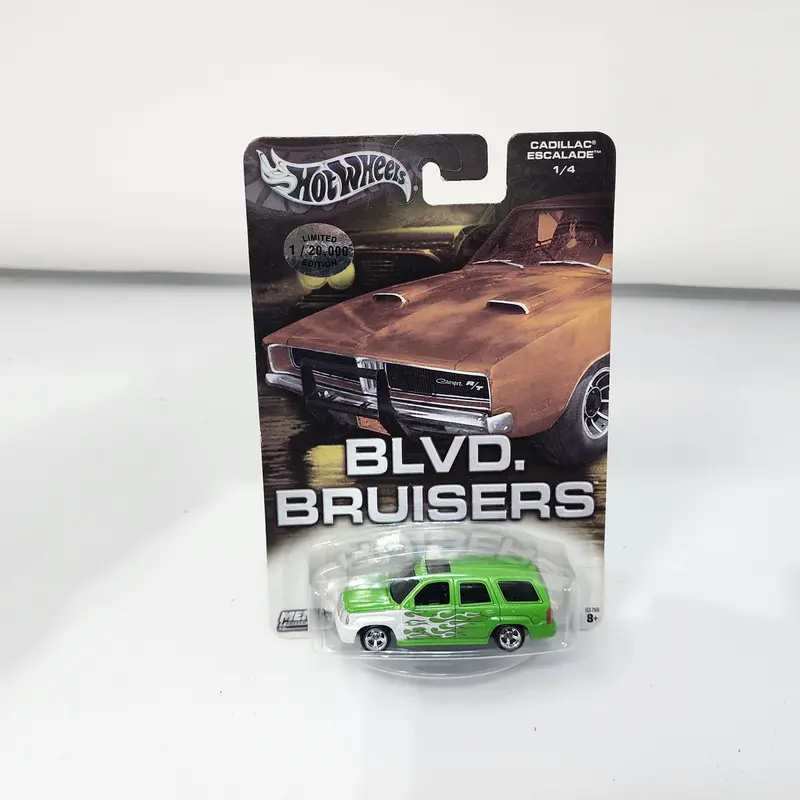 Cadillac Escalade * Green * Hot Wheels Blvd Bruisers 1