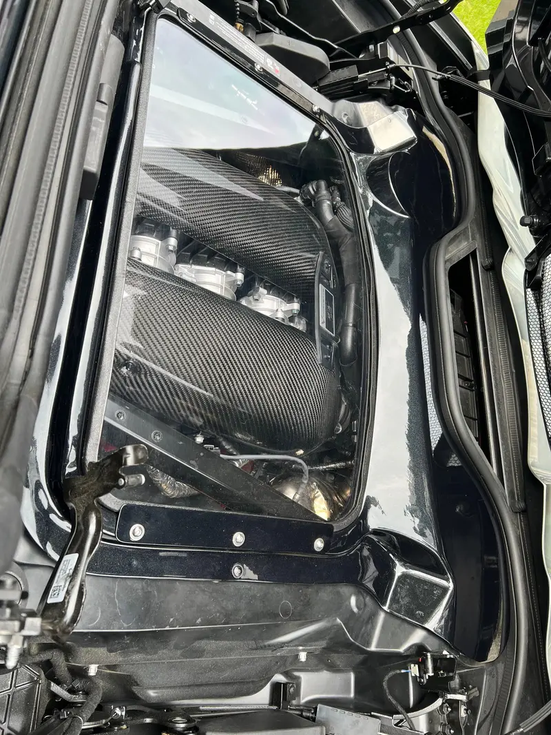 Carbon Fiber Lt6 Engine Intake Manifold Covers 4