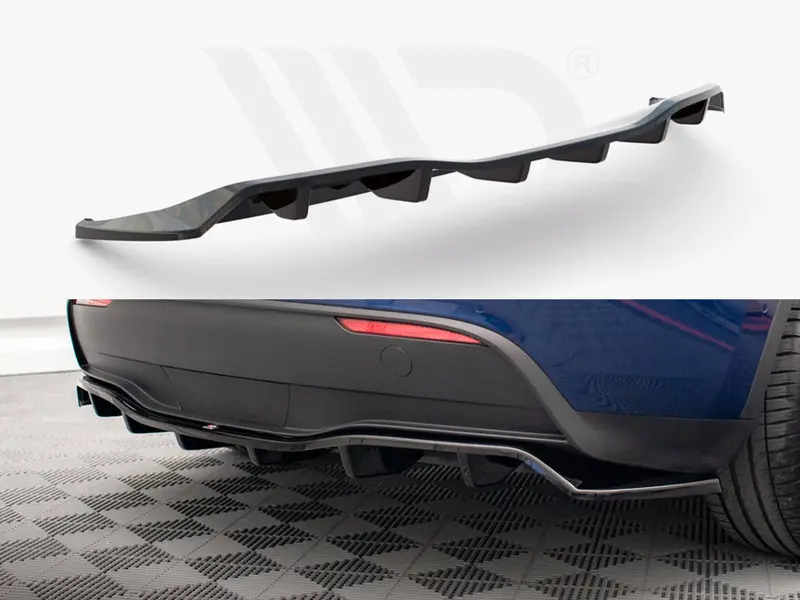 Central Rear Splitter (Vertical Bars) Tesla Model Y 1