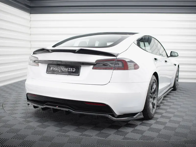 Central Rear Splitter (Vertical Bars) V.1 Tesla Model S Plaid Mk1 Facelift 2