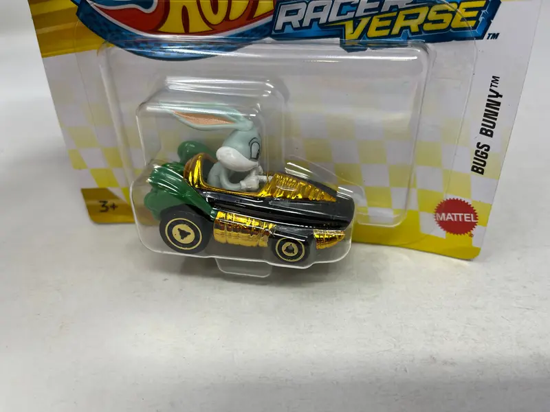 Chase * Bugs Bunny Looney Tunes * 2025 Hot Wheels Racer Verse Case E * Bad Card 2