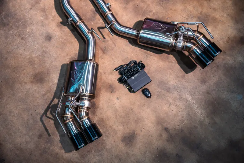 Chevrolet Camaro 6.2L V8 Valved Sport Exhaust System 2