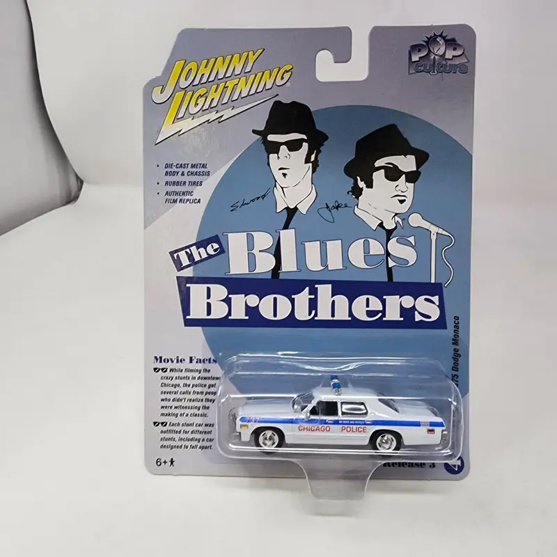 Chicago Police 1975 Dodge Monaco Blue Brothers * Johnny Lightning 1