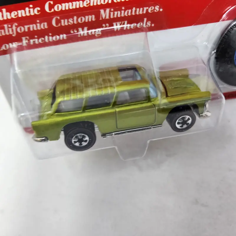 Classic Nomad * Hot Wheels Replica Button Car Series 2