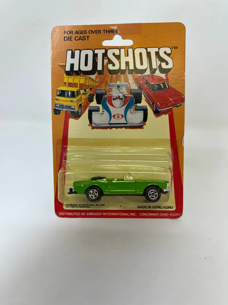 Convertible * Hot Shots 1:64 Scale Diecast Hong Kong 1