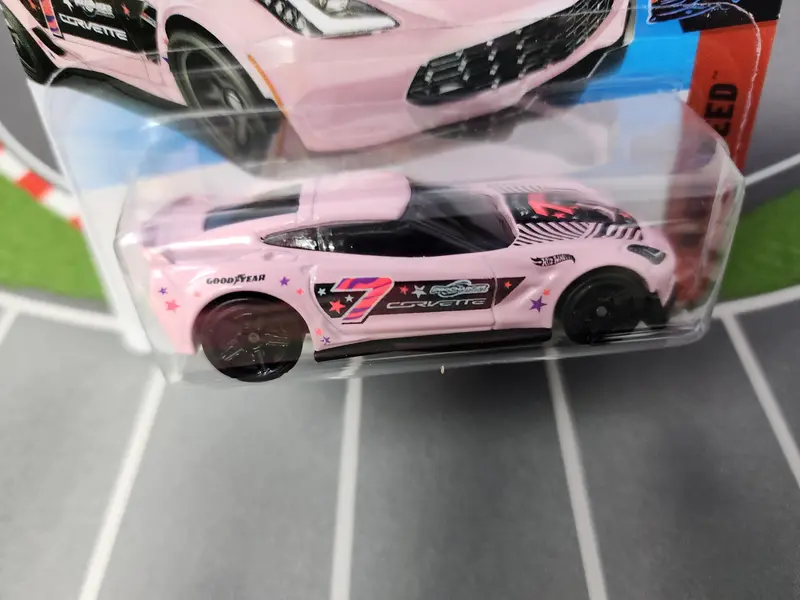 Corvette C7 Z06 #113 * Pink * Short Card 2026 Hot Wheels Case F 2