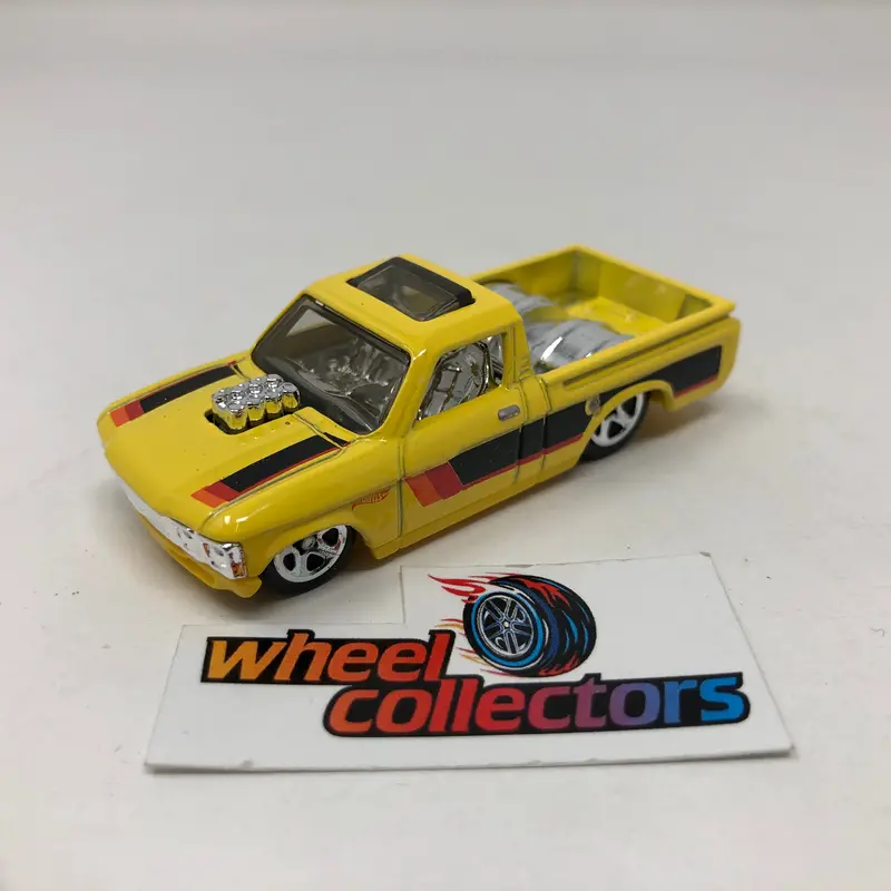 Custom '72 Chevy Luv * Yellow * Hot Wheels Loose 1:64 Scale 1