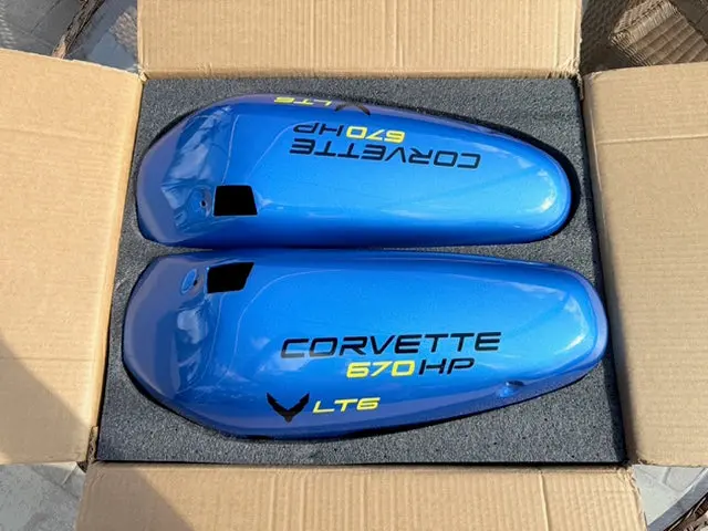 Custom Painted Lt6 Intake Manifold Covers 1