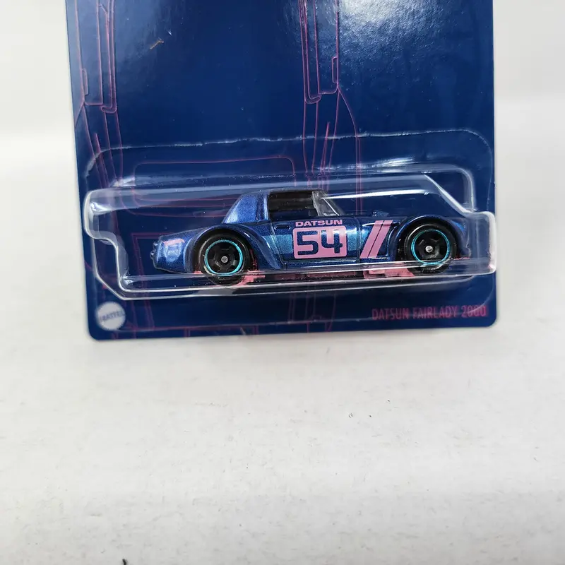 Datsun Fairlady 2000 * Hot Wheels Pearl & Chrome 54Th Anniversary Pink & Blue 2