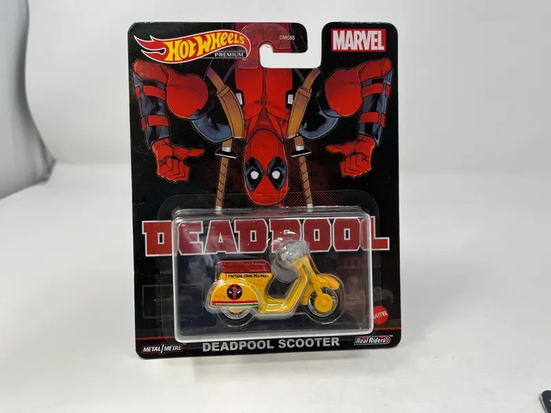 Deadpool Scooter * 2022 Hot Wheels Retro Entertainment 1