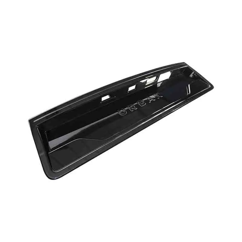Discovery 5 & 5.5 Rear Number Plate Centralisation Kit 1