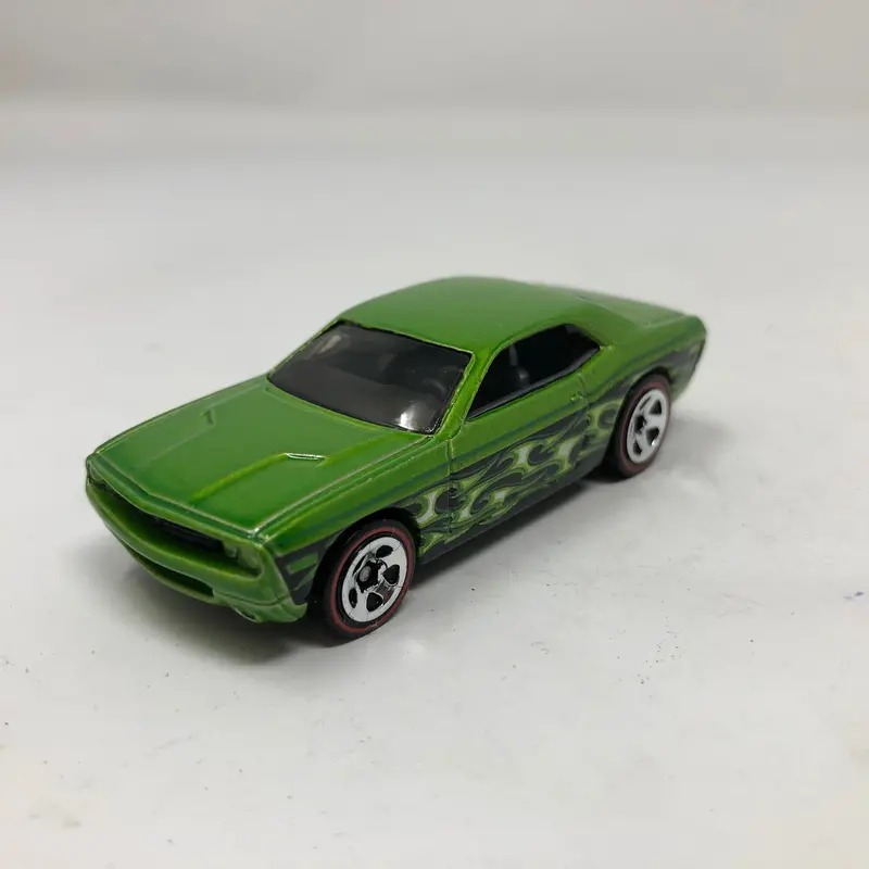 Dodge Challenger  W/ Redline Tires * Hot Wheels 1:64 Scale Loose Diecast 1