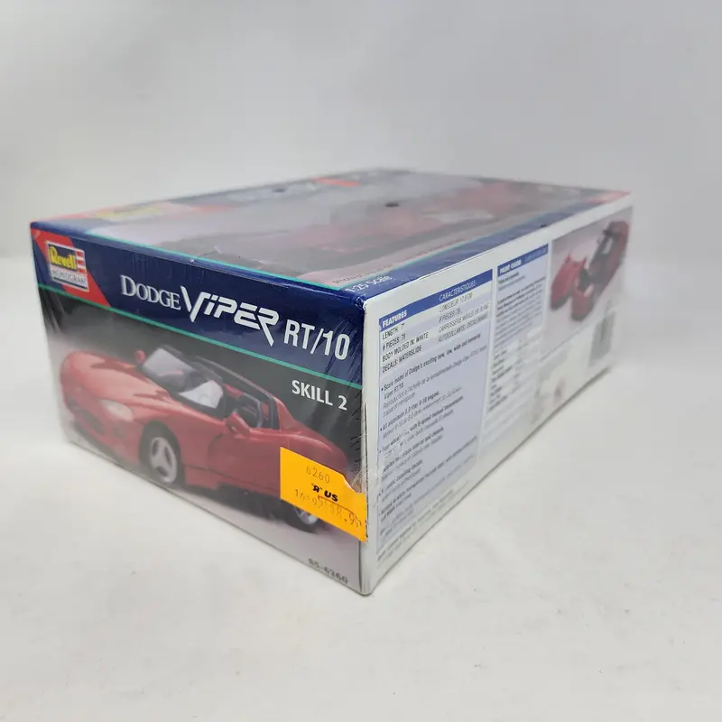 Dodge Viper Rt/10 * Revell 1/24 Scale Kit 2