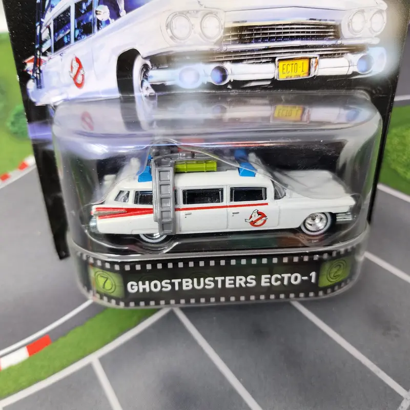 Ecto-1 Ghostbusters * Hot Wheels Retro Ghostbusters 2