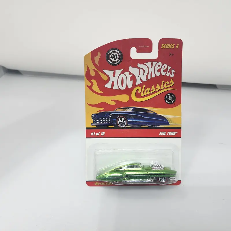 Evil Twin 1 * Green * Hot Wheels Classics 1