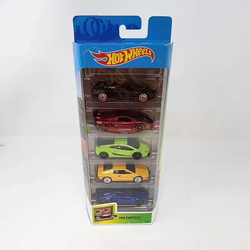 Exotics 5 Pack * Hot Wheels Exotics Pagani, Sesto, Lambo 1