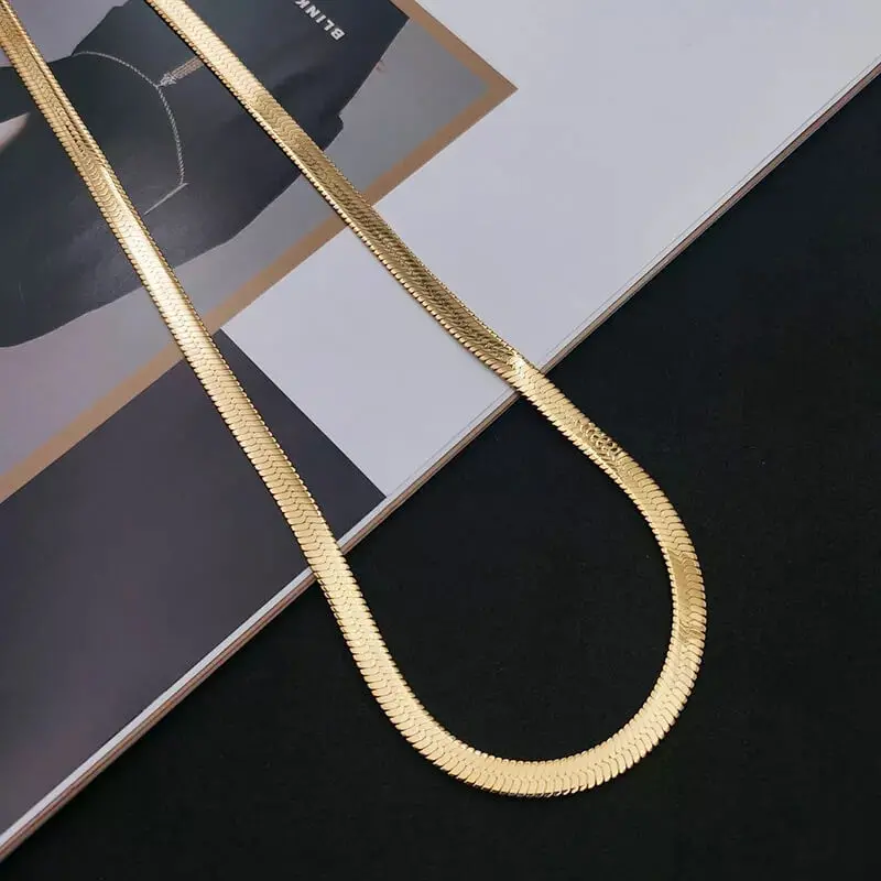 Filmy Snake Chain 3