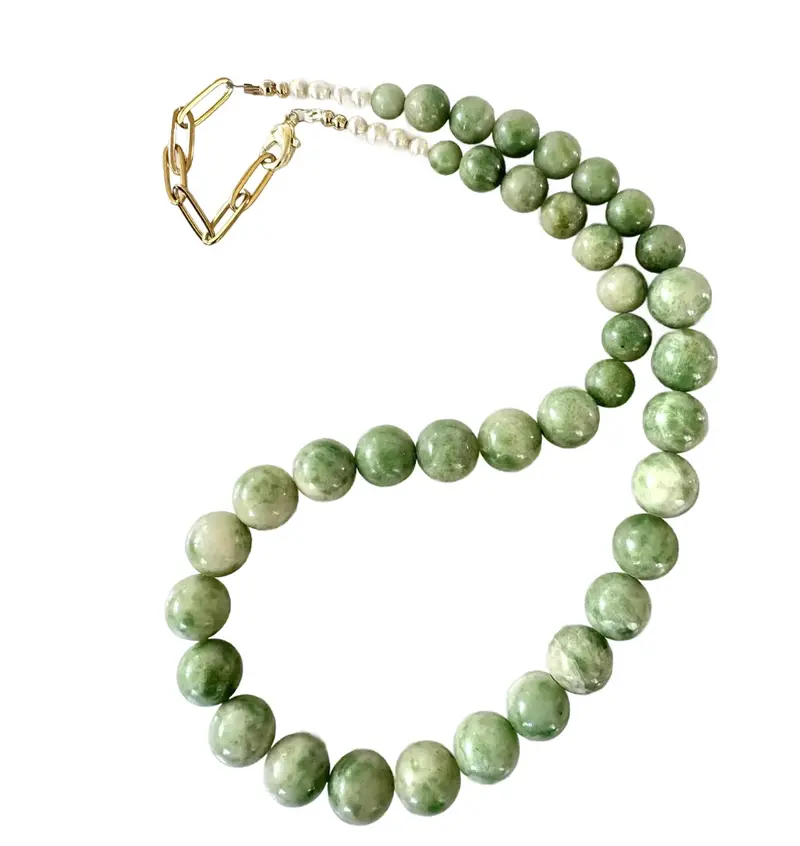 Fine Antique Green Jade Beaded Necklace With Freshwater Pearls And Goldtone Chain Link Accent 1