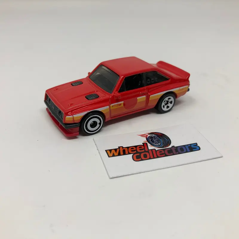 Ford Escort Rs200 * Hot Wheels 1:64 Scale Loose Diecast 1
