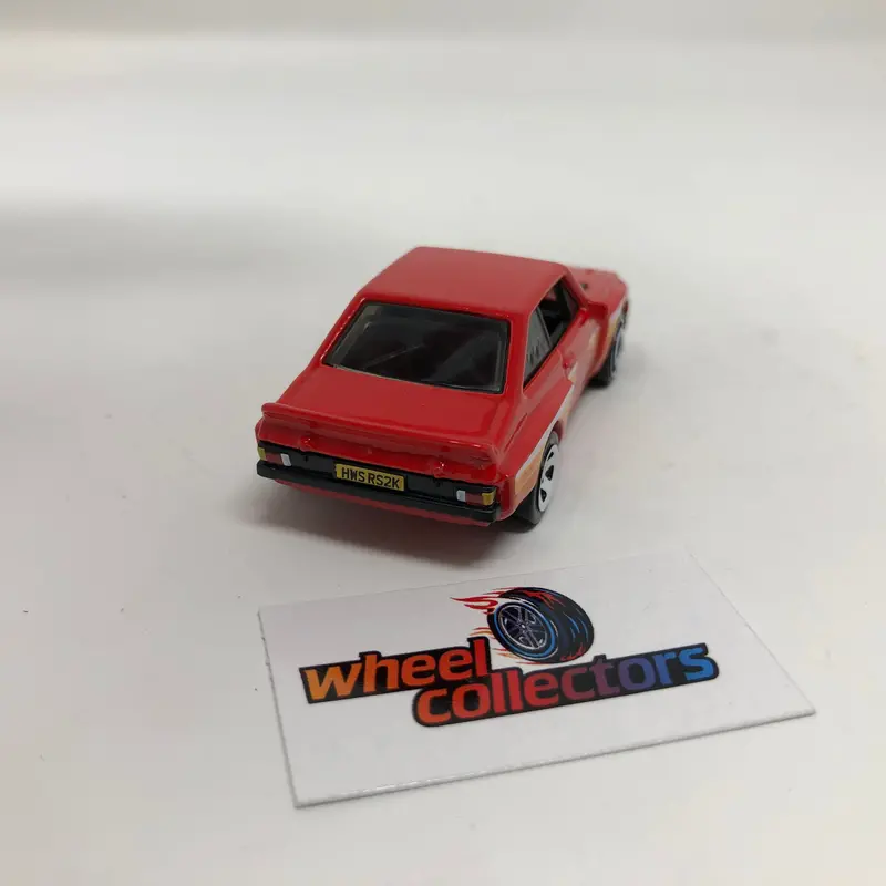 Ford Escort Rs200 * Hot Wheels 1:64 Scale Loose Diecast 2