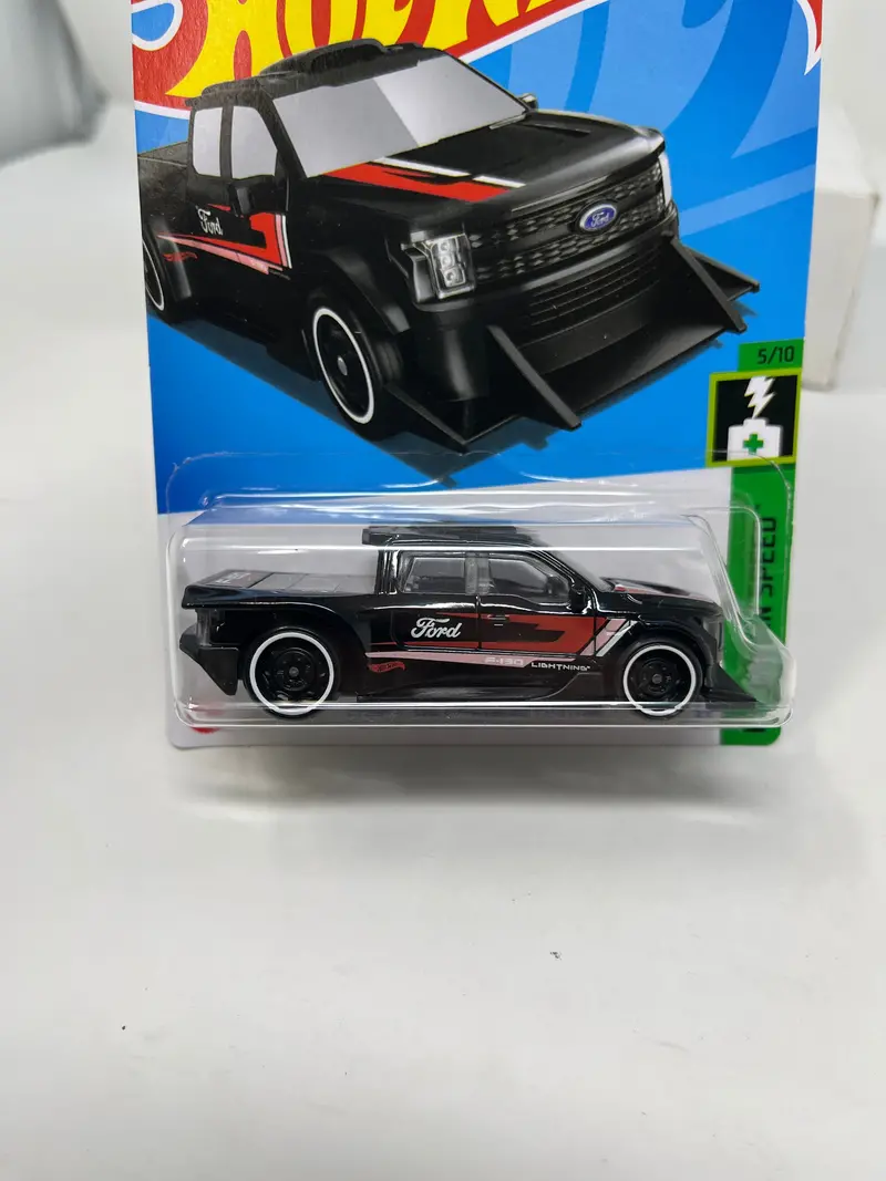Ford F-150 Lightning Custom #37 * Black * 2024 Hot Wheels 2