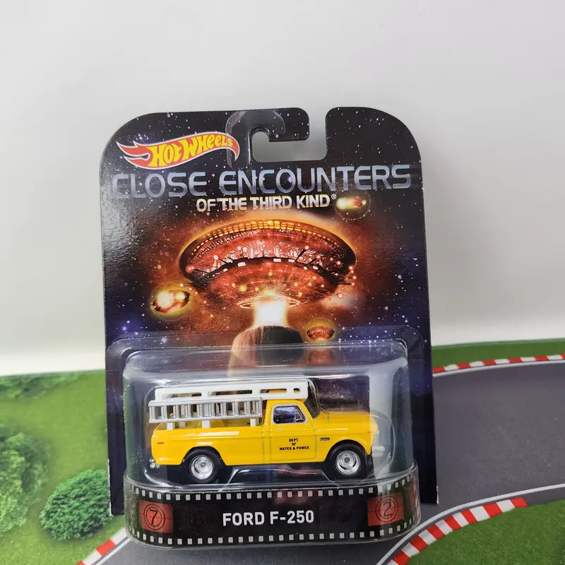 Ford F-250 Close Encounters * Hot Wheels Retro 1