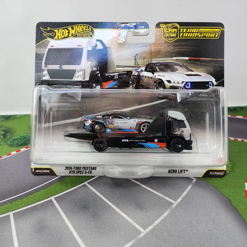 Ford Mustang Rtr Spec 5-Fd & Aero Lift * 2026 Hot Wheels Team Transport Car Culture Case K 1