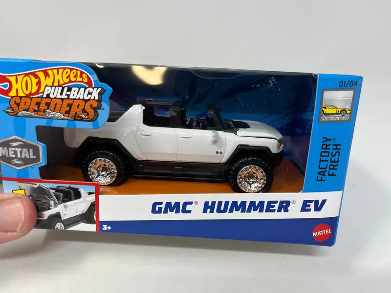 Gmc Hummer Ev * White * 2024 Hot Wheels Pull-Back Speeders 1:43 Scale 2