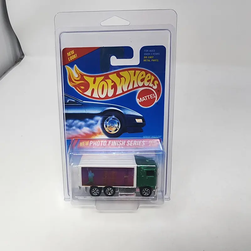 Hiway Hauler * Twin Towers * Hot Wheels Blue Card 1
