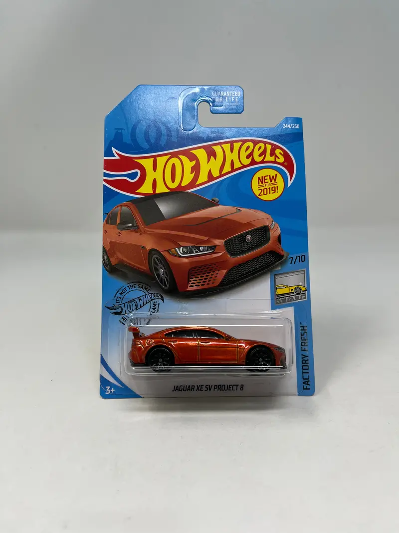 Jaguar Xe Sv Project 8 #244 * Orange * 2019 Hot Wheels 1