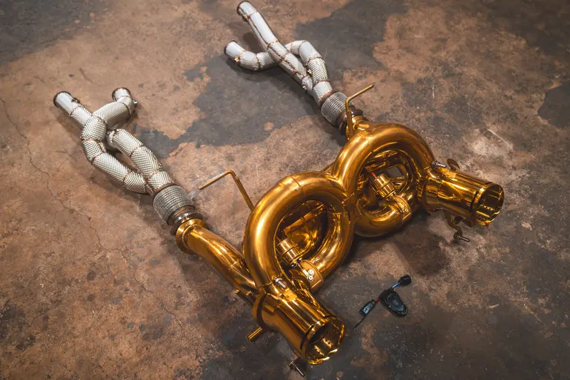 Lamborghini Aventador Svj/Ultimae Valved Sport Exhaust System 3