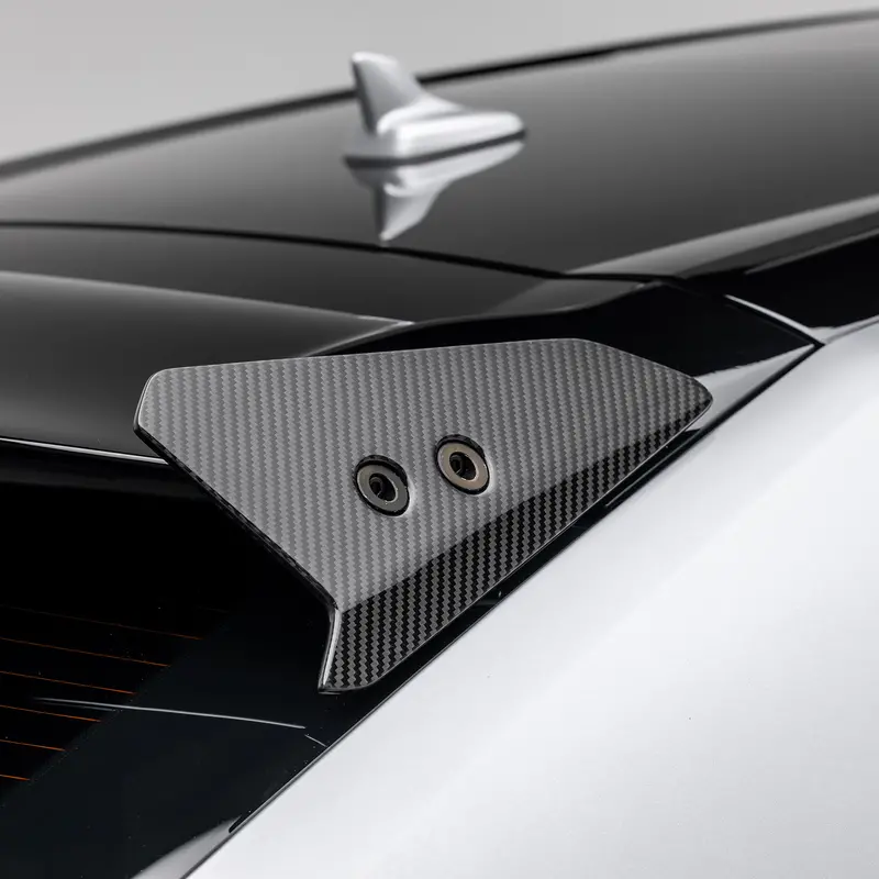 Lamborghini Urus Performante Edizione Aero Roof Spoiler End Caps 1