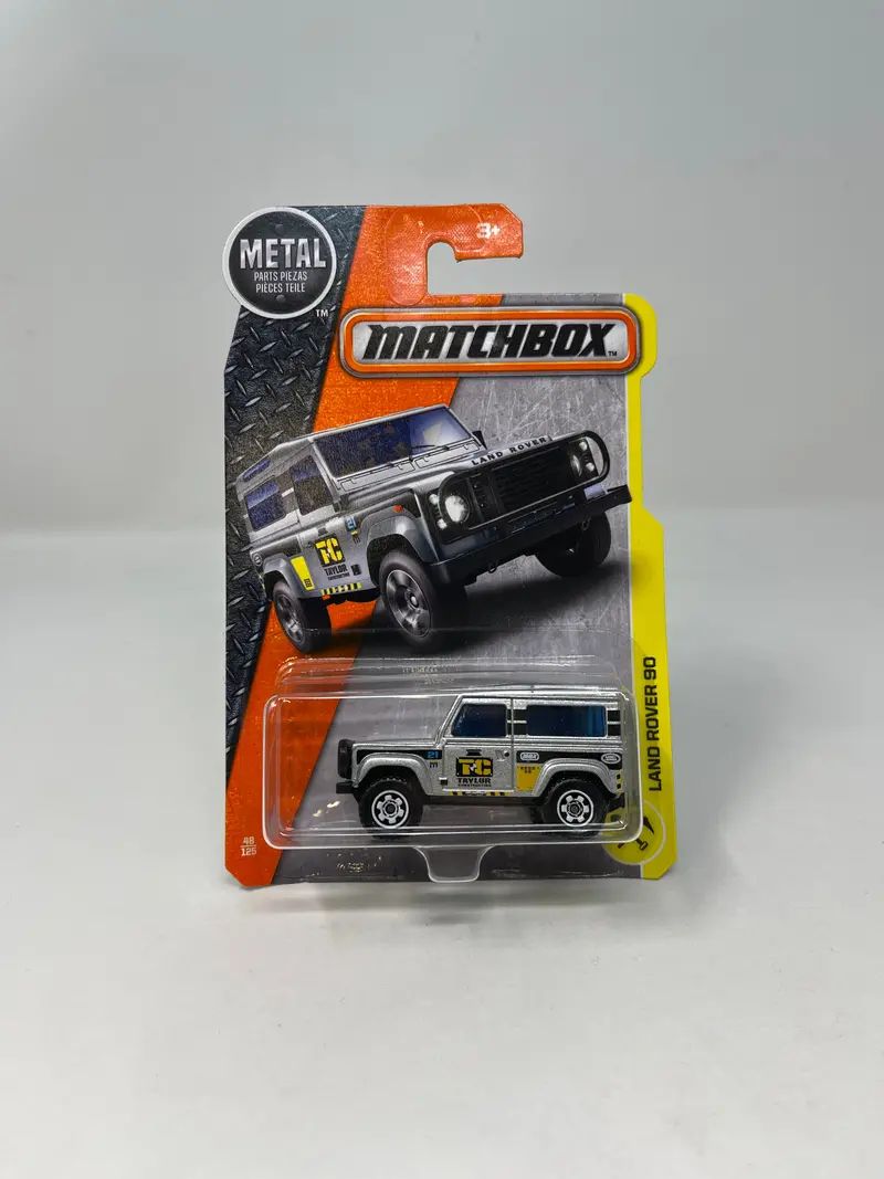 Land Rover 90 * Silver * Matchbox Basic 1