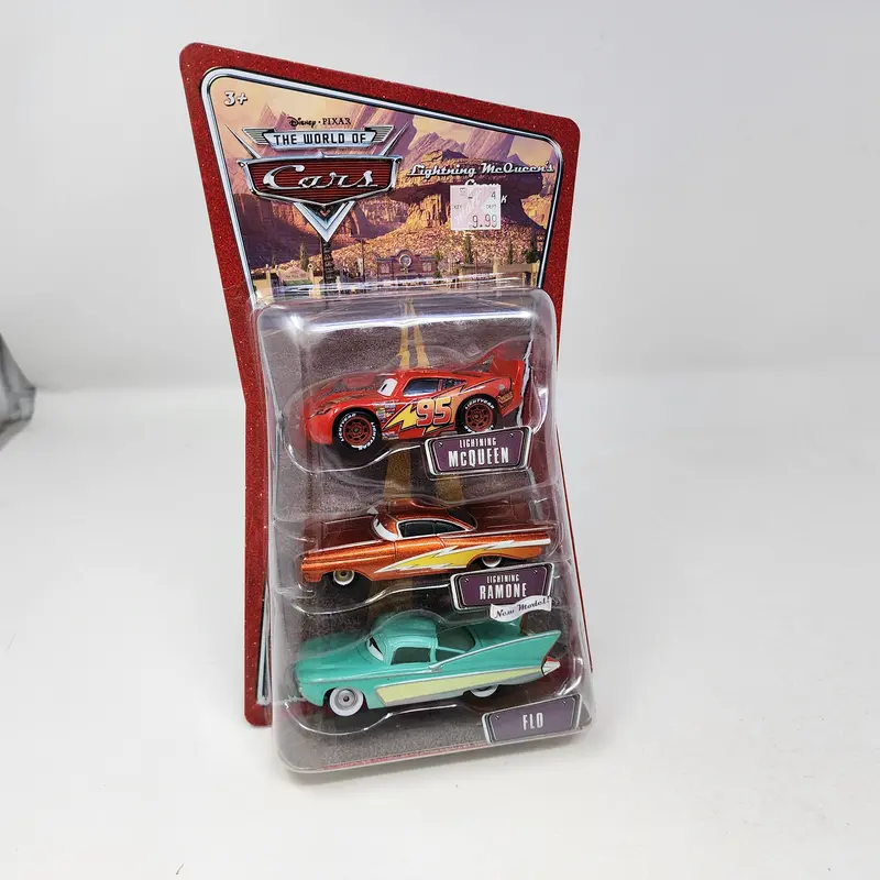 Lightning Mcqueen's Crew Gift Pack * Disney Pixar The World Of Cars 1