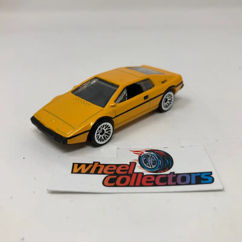 Lotus Esprit S1 * Yellow * Hot Wheels Loose 1:64 Scale 1