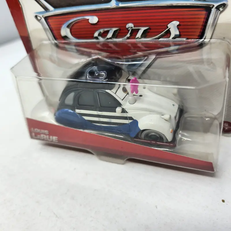 Louis Larue Paris Tour * Disney Pixar Cars 2