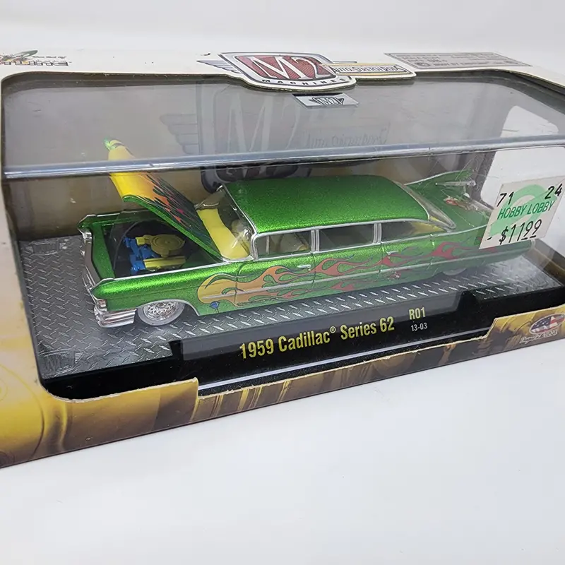 M2 Machines Auto-Stretch Rods * 1959 Cadillac Series 62 * Green 2