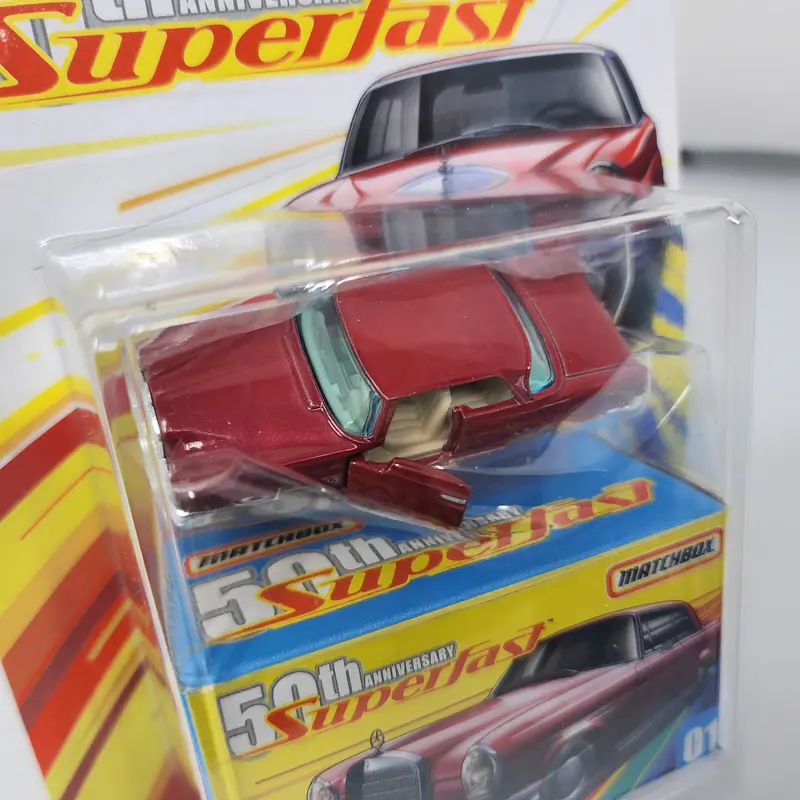 Mercedes-Benz 220Se * Burgundy * Matchbox Superfast 2