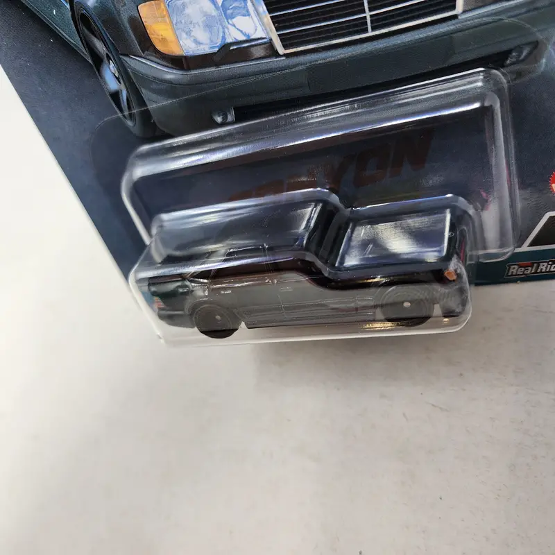 Mercedes-Benz 500 E * Black Chase * 2026 Hot Wheels Car Culture Canyon Warriors 2