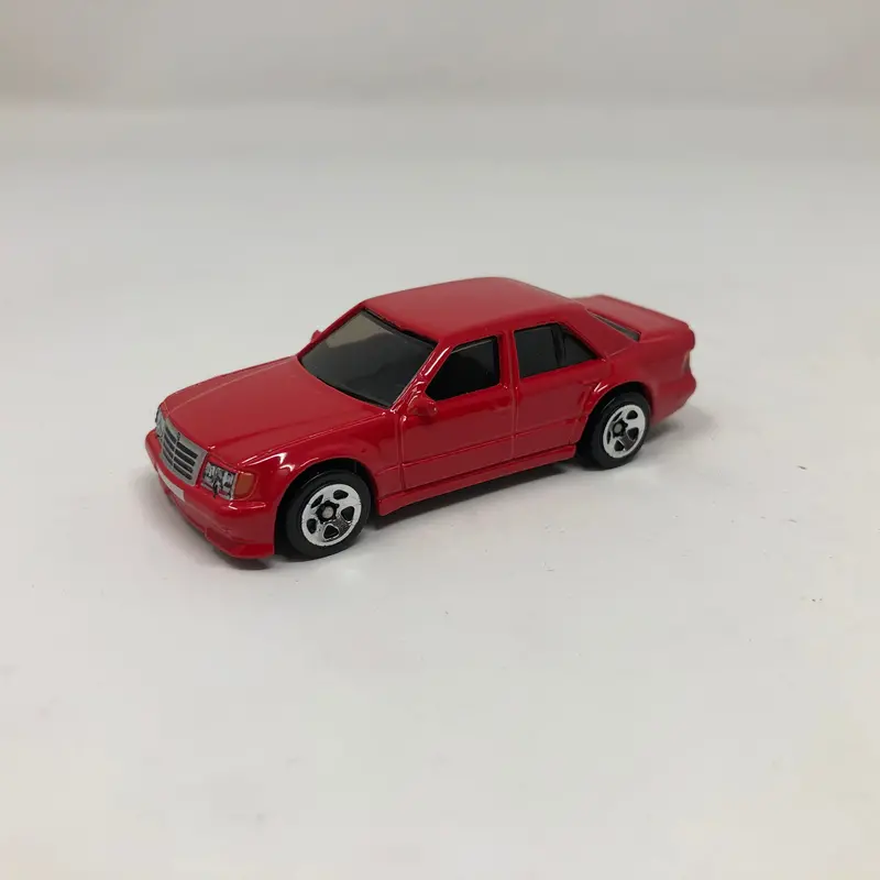 Mercedes-Benz 500 E * Hot Wheels 1:64 Scale Loose Diecast 1