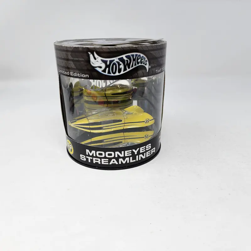 Mooneyes Streamliner * Hot Wheels Oil Can 1