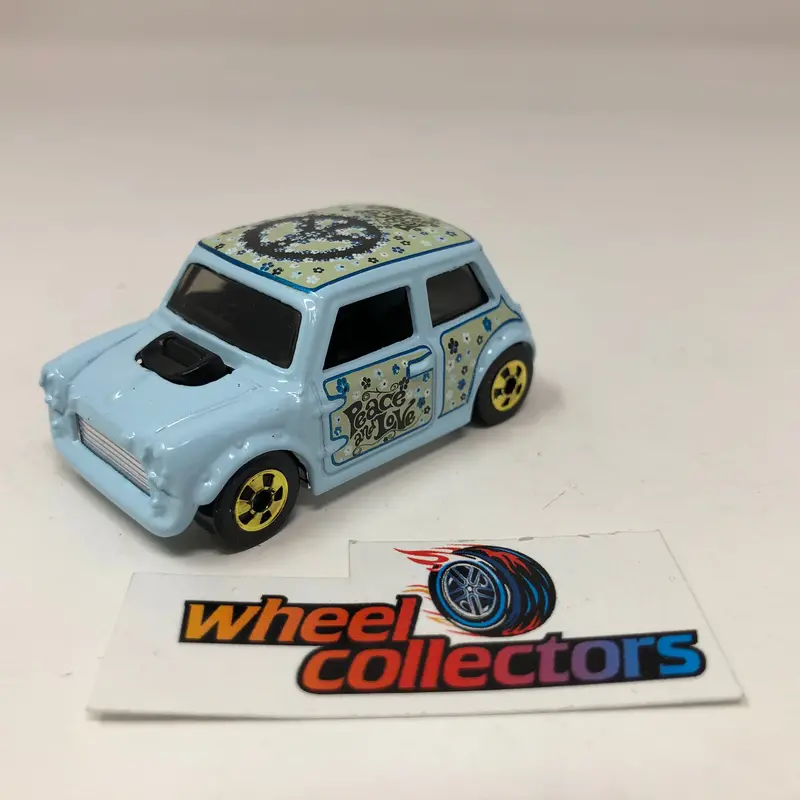 Morris Mini * Blue * Hot Wheels 1:64 Scale Diecast Loose 1