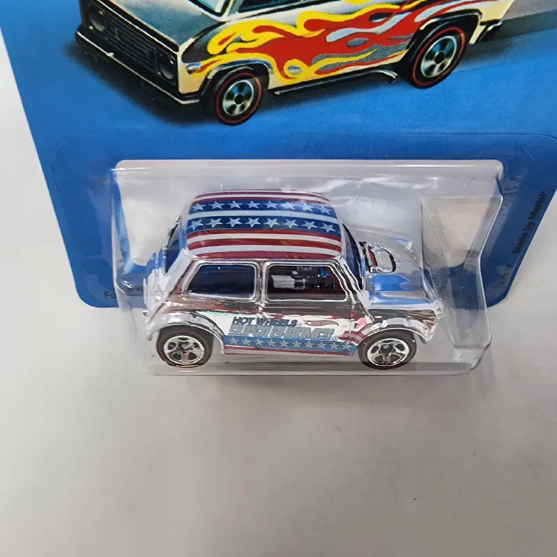 Morris Mini * Hot Wheels Super Chromes 2