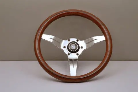 Nardi Deep Corn (Mahogany W/Glossy Spokes) 1