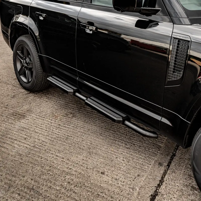 New Defender 130 Side Steps 1