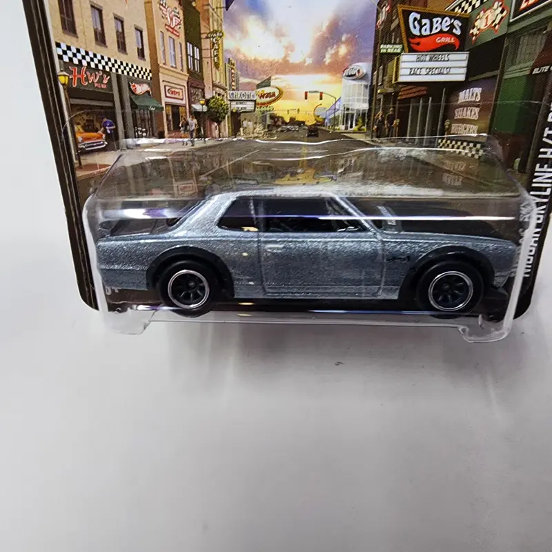 Nissan Skyline H/T 2000Gt-X * Silver * Hot Wheels Boulevard 2