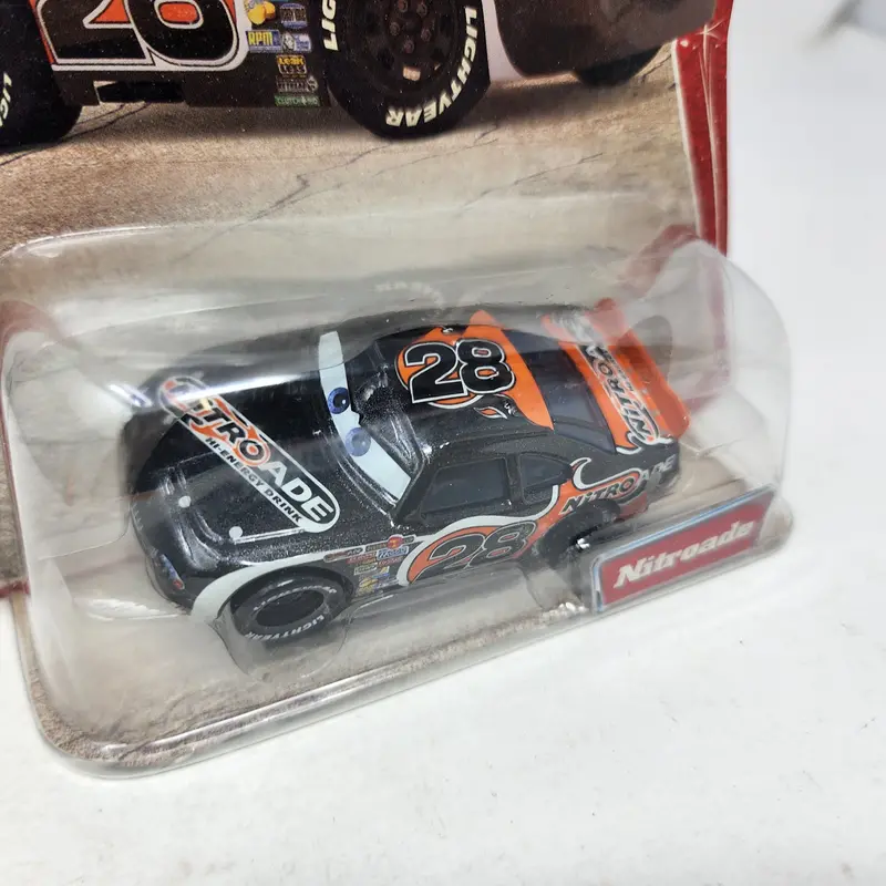 Nitroade 28 * Disney Pixar Cars 2