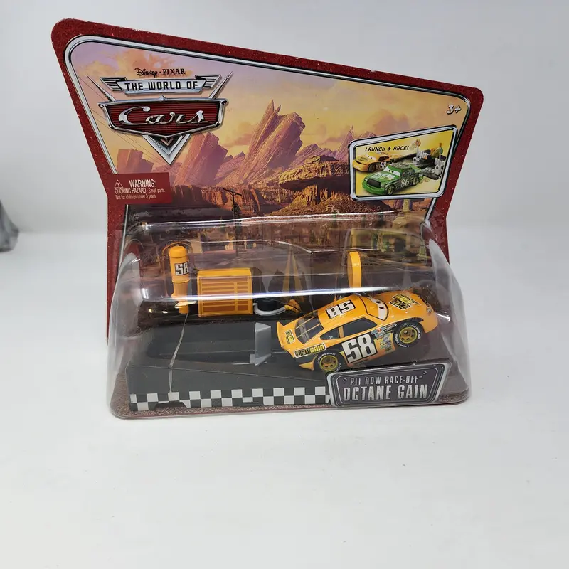 Octane Gain Pit Row Race-Off * Disney Pixar The World Of Cars 1