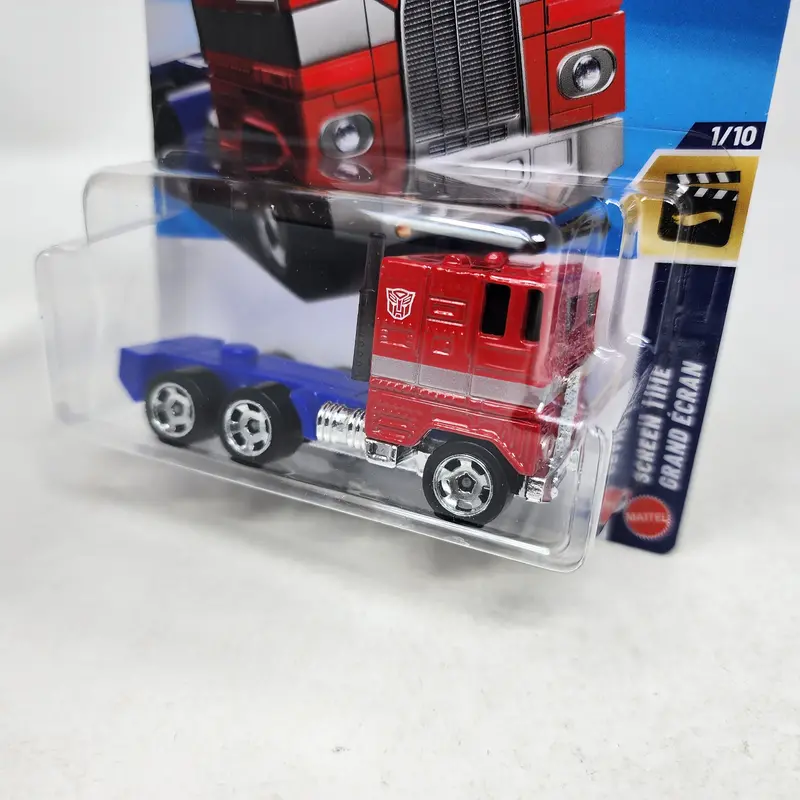 Optimus Prime Transformers #27 * 2025 Hot Wheels Case C 2